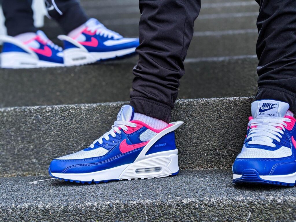 Home Nike sneakers collectie met Air Max en populaire modellen voor heren en dames beschikbaar bij Sneakerswereld